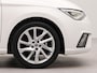 SEAT Ibiza 1.0 EcoTSI FR Business Connect | Apple Carplay | Start-stop systeem | Navigatie | Achteruitrij camera | Parkeersensoren voor en achter | Voorstoelen verwarmd | Sportstoelen |