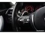 BMW 3-Serie 330i M-Pakket | Head-up | Schuif/Kanteldak | Dealer | 330