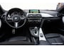 BMW 3-Serie 330i M-Pakket | Head-up | Schuif/Kanteldak | Dealer | 330