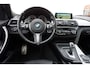 BMW 3-Serie 330i M-Pakket | Head-up | Schuif/Kanteldak | Dealer | 330
