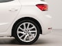 SEAT Ibiza 1.0 EcoTSI FR Business Connect | Apple Carplay | Navigatie | Achteruitrij camera | Parkeersensoren voor en achter | Sportstoelen | Voorstoelen verwarmd |