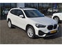 BMW X1 sDrive20i 180pk Automaat | Panoramdak | Carplay | Head Up | Achteruitrij camera |Stoelverwarming | Dealer Metallic Lak