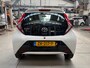 Toyota Aygo 1.0 VVT-i 72pk 5D x-play | Navigatie | Camera | Airco | NAP | Rijklaar prijs!