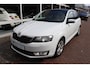 Skoda Rapid Spaceback 1.2 TSI Greentech JOY Automaat. Panoramadak, navigatie.