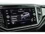 Volkswagen T-Roc 1.5 TSI 150pk DSG Sport Black Style Trekhaak Led Stoelverwarming Virtual Cockpit Navigatie
