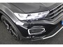 Volkswagen T-Roc 1.5 TSI 150pk DSG Sport Black Style Trekhaak Led Stoelverwarming Virtual Cockpit Navigatie