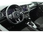Volkswagen T-Roc 1.5 TSI 150pk DSG Sport Black Style Trekhaak Led Stoelverwarming Virtual Cockpit Navigatie