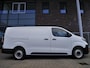 Opel Vivaro 2.0 Diesel 145 L3 | Lage km.stand | 3 Zits Parkeersensoren achter | Regensensor | Achterdeuren met ramen | Airco | Digtitaal instrumentenpaneel | Trekhaakvoorbereiding
