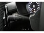 Volvo XC40 T5 Recharge R-Design | Panoramadak | Adaptieve Cruise control | Stoel en stuurwielverwarming | Trekhaak | Parkeersensoren voor en achter |