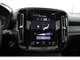 Volvo XC40 T5 Recharge R-Design | Panoramadak | Adaptieve Cruise control | Stoel en stuurwielverwarming | Trekhaak | Parkeersensoren voor en achter |