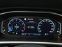 Volkswagen T-Roc 1.5 TSI R-Line Automaat - Apple Carplay/Android Auto - Camera - Stoelverwarming - LED - Climatronic