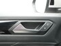 Volkswagen T-Roc 1.5 TSI R-Line Automaat - Apple Carplay/Android Auto - Camera - Stoelverwarming - LED - Climatronic