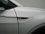 Volkswagen T-Cross 1.0 TSI R-Line Automaat - Camera - Clima - Stoelverwarming - Navigatie