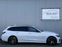 BMW 3-Serie Touring 320e Business Edition Plus Automaat M-Pakket.