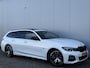 BMW 3-Serie Touring 320e Business Edition Plus Automaat M-Pakket.