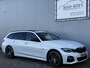 BMW 3-Serie Touring 320e Business Edition Plus Automaat M-Pakket.