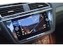 Volkswagen Tiguan 1.5 TSI DSG Aut. R-Line Business+ Trekhaak | Panoramadak | Camera | Keyless