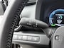 Toyota C-HR / C-HR+ 1.8 Hybrid 140 First Edition Bi-Tone | Elektrische Achterklep | Automatisch Inparkeren | 360° Camera | LM-Velgen | Donker Getinte Achterruiten |