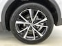Toyota C-HR / C-HR+ 1.8 Hybrid 140 First Edition Bi-Tone | Elektrische Achterklep | Automatisch Inparkeren | 360° Camera | LM-Velgen | Donker Getinte Achterruiten |