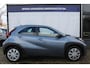 Toyota Aygo X 1.0 VVT-i MT Play Stoelverwarming l Achteruitrijcamera l Start-stop knop l Apple carplay/ Android auto