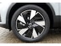 Volvo XC40 Single Motor Extended Range Plus 82 kWh | Verwarmde Voorstoelen en Stuurwiel | Semi- Elektrische Trekhaak | Warmtepomp | Achteruitrijcamera | DAB Ontvanger |