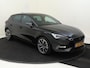 SEAT Leon 1.5 TSI e-Hybrid FR Business | LED Matrix Komplampen | Keyless Entry | Trekhaak Wegklapbaar | Parkeersensoren Voor + Achter | 18" Lichtmetalen Velgen | Achterruitrijcamera |