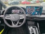 Volkswagen Golf 1.5 eTSI R-line Edition | Met o.a. panoramadak, AppleCarPlay/AndroidAuto, IQ lights en digitaal dashboard