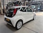 Toyota Aygo 1.0 VVT-i 72pk 5D x-play | Apple carplay / Android auto | Camera | Airco | All season banden | NAP | Rijklaar prijs!