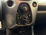 Toyota Aygo 1.0 VVT-i 72pk 5D x-play | Apple carplay / Android auto | Camera | Airco | All season banden | NAP | Rijklaar prijs!