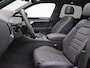 Volkswagen Touareg 3.0 TSi eHybrid 4MOTION R 463PK Aut. matrix led, trekhaak, panoramadak, 360gr. camera, leder, luchtvering, keyless, stuur-stoelverwarming, Dynaudio, head-up display, 22" lichtmetaal