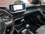 Peugeot 2008 1.2 PureTech GT-Line 131PK!! // SCHUIF-KANTELDAK // DODEHOEK // LED // CAMERA+SENSOREN // HALF LEDER // 3D COCKPIT //