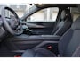 Lynk & Co 08 More | 200km Hybride | Verwarmbare voorstoelen met massage en ventilatie | Panoramadak | Premium audio by Harman Kardon | 360° Camera | Getint glas | Bestuurdersstoel met geheugen | Sfeerverlichting | Apple Carplay | Dodehoekassistent | Adaptive Cruise Contol