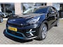 Kia Niro EV e-Niro DynamicPlusLine 64 kWh LEER STOEL/STUURVERW. STOELVENTILATIE CAMERA PANO CARPLAY ACC JBL-SOUND MERMORY LANE-ASSIST 2XPDC 17''LMV NAP ENZ. ENZ.