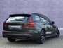 Volvo V60 2.0 B3 Momentum | Stoel/stuur verwarming | Adaptieve cruise | Parkeersensoren V+A | Parkeercamera | Apple carplay/android auto | BLIS | Lederen bekleding | Metallic lak |