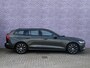 Volvo V60 2.0 B3 Momentum | Stoel/stuur verwarming | Adaptieve cruise | Parkeersensoren V+A | Parkeercamera | Apple carplay/android auto | BLIS | Lederen bekleding | Metallic lak |