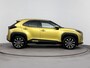 Toyota Yaris Cross 1.5 Hybrid Dynamic | Trekhaak | Dodehoek detectie | Stoel-/stuurverwarming | Navigatie | Apple Carplay / Android Auto | 17 inch