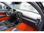 Volvo XC40 2.0 T4 R-Design NAP Pano/Winterpak./Cruise/Trekh.