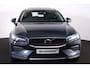 Volvo V60 Cross Country B5 AWD Plus - Panorama/schuifdak - IntelliSafe Assist & Surround - Parkeercamera achter - Verwarmde voorstoelen, stuur & achterbank - Parkeersensoren voor & achter - Elektr. bedienb. voorstoelen met geheugen - Draadloze tel. lader - Elektr. inklapbare trekhaak - 19' LMV