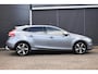 Volvo V40 1.5 T3 Polar+ Sport | Standkachel | Elek bedienbare stoelen met geheugen | Trekhaak |