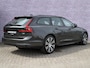 Volvo V90 2.0 T8 Plug-in hybrid AWD Ultra Dark | Gelaagd glas | Trekhaak | Luchtvering | Bowers & Wilkins | Massage | Stoel Koeling | 360° Camera | Adaptieve cruise | Stoel/stuur verwarming |