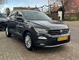 Volkswagen T-Roc 1.0 TSI 110PK Style + 16"/ Airco/ Cruise/ CarPlay/ Camera/ NL auto