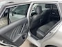 Toyota Avensis Touring Sports 1.8 VVT-i Executive Automaat, Panoramadak, Trekhaak, Navigatie, LMV, Cruise control, Achteruitrijcamera, Parkeersensoren voor + achter