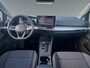 Volkswagen Golf Private lease €560 per maand 1.5 204pk eHybrid Life Edition O.B.V 60 Maanden en 10.000 Per Maand Parkeersensoren | Achteruitrijcamera | Stuurverwarming