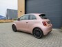 Fiat 500e La Prima 42 kWh 3+1 *Leder *Pano *Unieke kleur