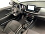 Kia Stonic 1.0 T-GDi MHEV DynamicPlusLine | Apple Carplay / Android Auto | Navigatiesyteem | Licht + Regensenor | Parkeersensoren + Camera Achter | Cruise Control | Climate Control | 16” Lichtmetalen Velgen