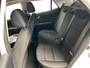 Kia Stonic 1.0 T-GDi MHEV DynamicPlusLine | Apple Carplay / Android Auto | Navigatiesyteem | Licht + Regensenor | Parkeersensoren + Camera Achter | Cruise Control | Climate Control | 16” Lichtmetalen Velgen