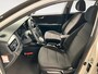 Kia Stonic 1.0 T-GDi MHEV DynamicPlusLine | Apple Carplay / Android Auto | Navigatiesyteem | Licht + Regensenor | Parkeersensoren + Camera Achter | Cruise Control | Climate Control | 16” Lichtmetalen Velgen
