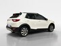 Kia Stonic 1.0 T-GDi MHEV DynamicPlusLine | Apple Carplay / Android Auto | Navigatiesyteem | Licht + Regensenor | Parkeersensoren + Camera Achter | Cruise Control | Climate Control | 16” Lichtmetalen Velgen