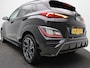 Hyundai Kona 1.0 T-GDI N Line / Elektrisch verstelbare voorstoelen / Voor & Achterstoel verwarming / Voorstoel ventilatie / N-line interieur & Exterieur / Navigatie / All seasonbanden / Dealer odnerhouden / 18" LMV / Parkeersensoren voor & achter / Keyless Entry /