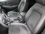 Hyundai Kona 1.0 T-GDI N Line / Elektrisch verstelbare voorstoelen / Voor & Achterstoel verwarming / Voorstoel ventilatie / N-line interieur & Exterieur / Navigatie / All seasonbanden / Dealer odnerhouden / 18" LMV / Parkeersensoren voor & achter / Keyless Entry /